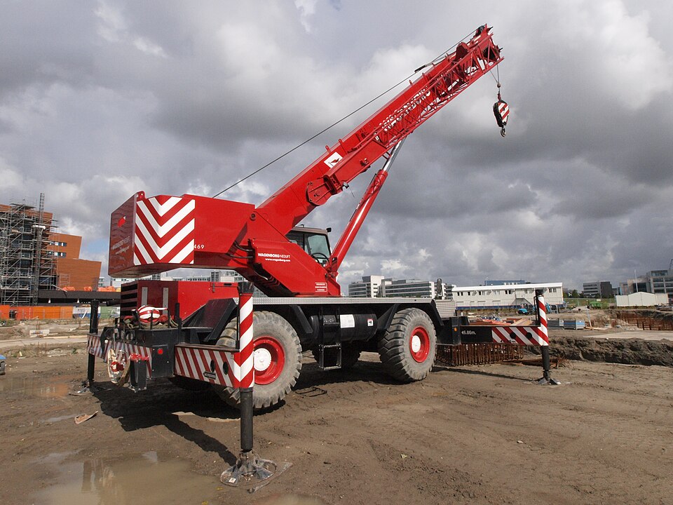 Tadano 25 Ton Mobile Crane